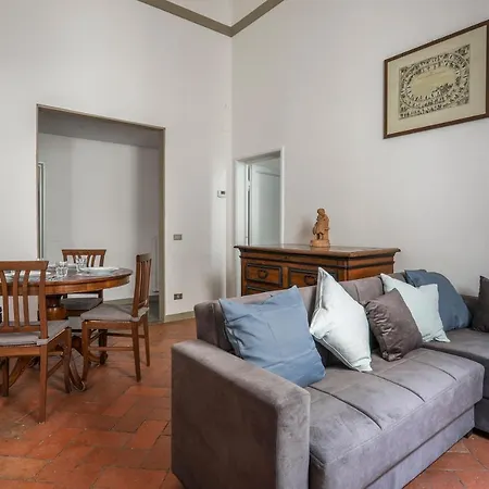 In Florence's Heart: Via Delle Seggiole